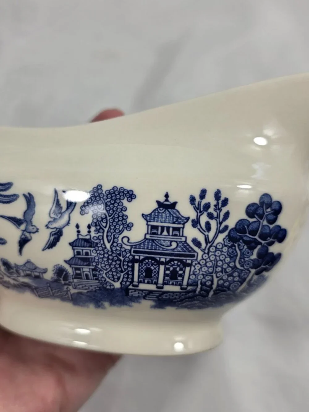 Churchill Willow Blue Gravy Boat Georgian Shape Earthenware England